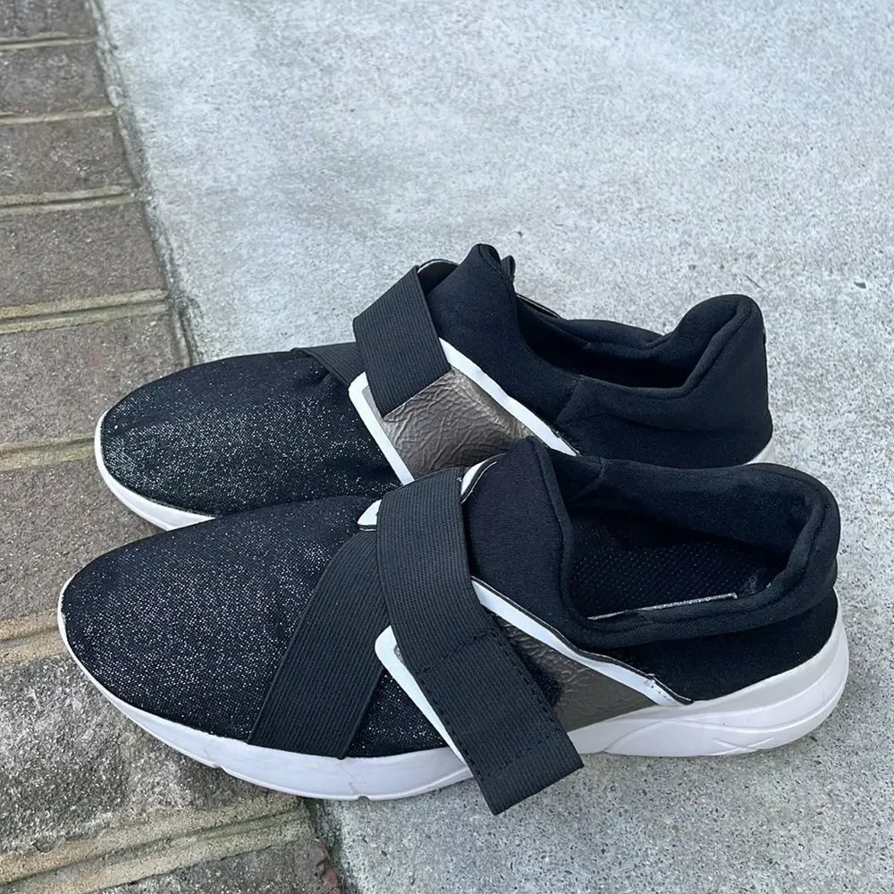 Guess Valleri Black Glitter Slip on Sneakers. Size 7